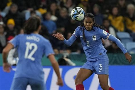 Wendie Renard uses height, timing to give France a critical scoring option at Women’s World Cup